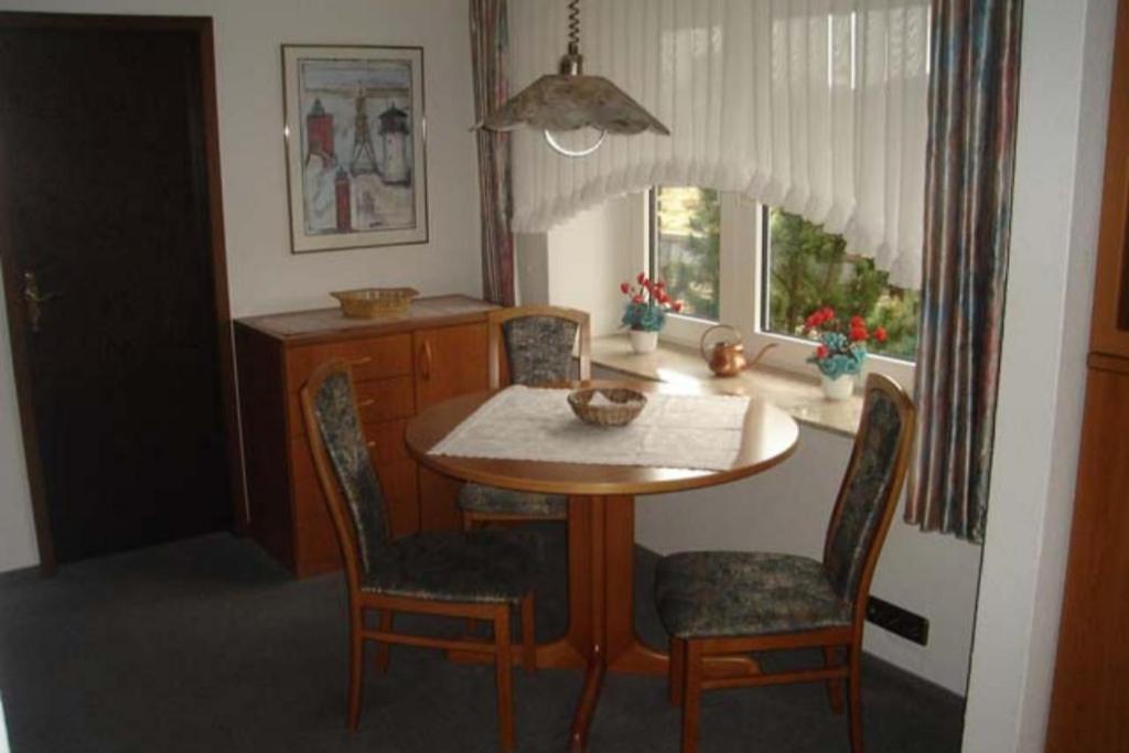 Haus Dwarsloeper, Ferienwohnung 5 Cuxhaven Exteriör bild